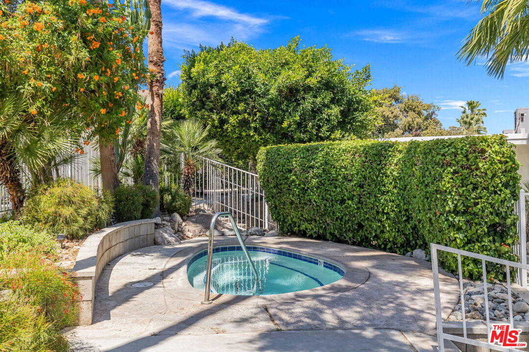 42356 Dunes View Road, Unit 8 Rancho Mirage, CA 92270 - Photo 19 of 20