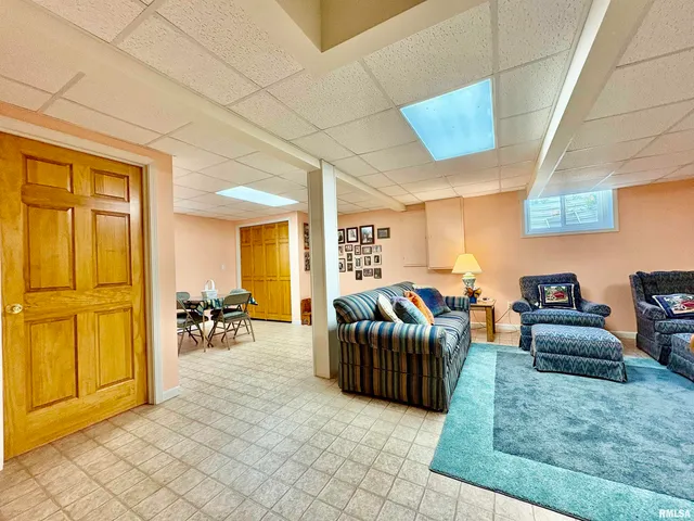 $359,900 | 109 Adele Court, Jacksonville, IL 62650