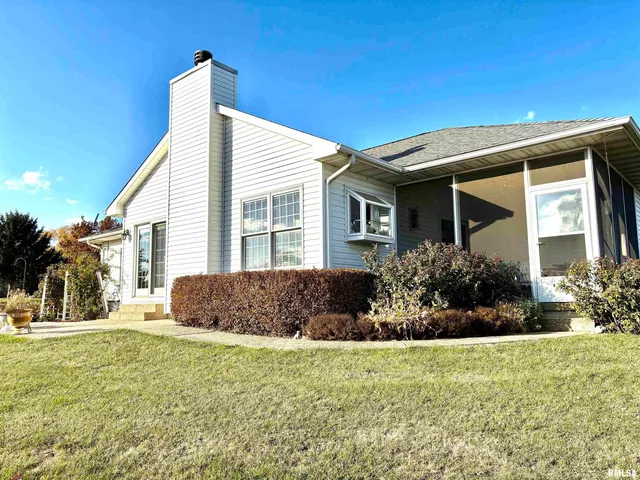 $359,900 | 109 Adele Court, Jacksonville, IL 62650
