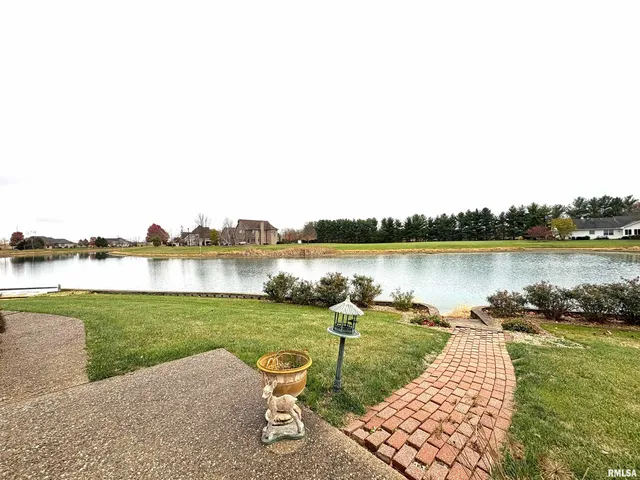 $359,900 | 109 Adele Court, Jacksonville, IL 62650