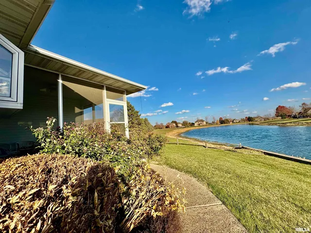 $359,900 | 109 Adele Court, Jacksonville, IL 62650