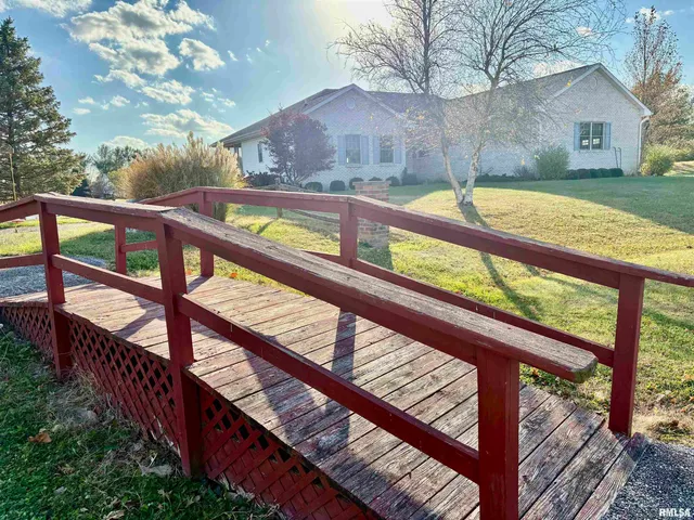 $359,900 | 109 Adele Court, Jacksonville, IL 62650