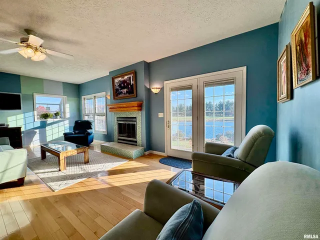 $359,900 | 109 Adele Court, Jacksonville, IL 62650