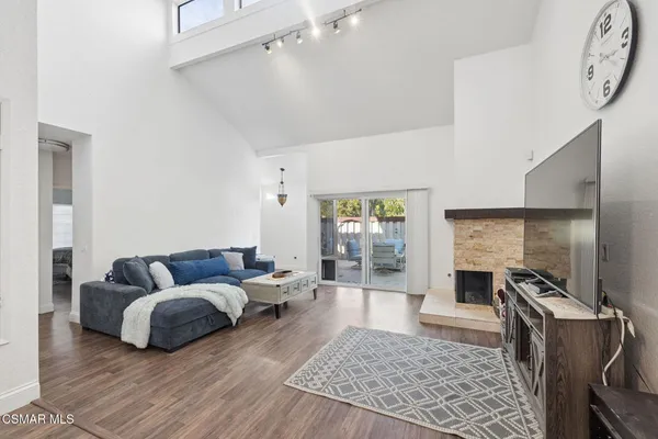 $685,000 | 499 Sobre Colinas Place, Camarillo, CA 93012