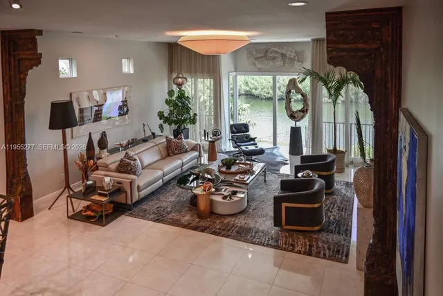 a view of a livingroom and dining room