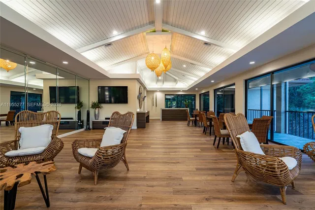 $2,175,000 | 6114 Paradise Point Drive, Palmetto Bay, FL 33157