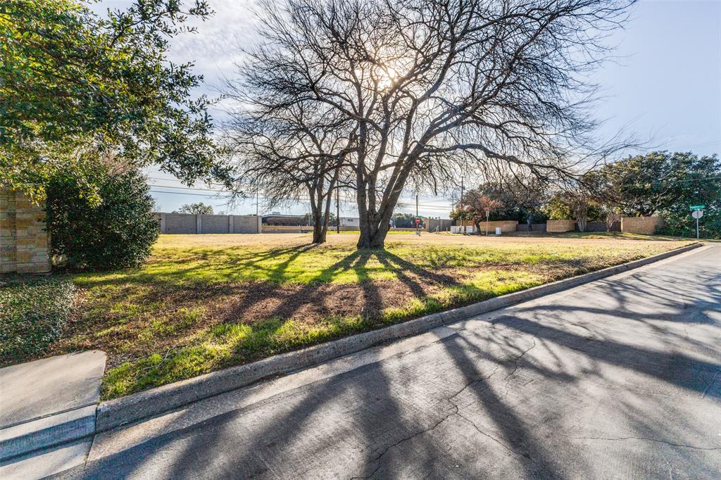 6302 Clubhouse Circle Dallas, TX 75240 - Photo 8 of 11