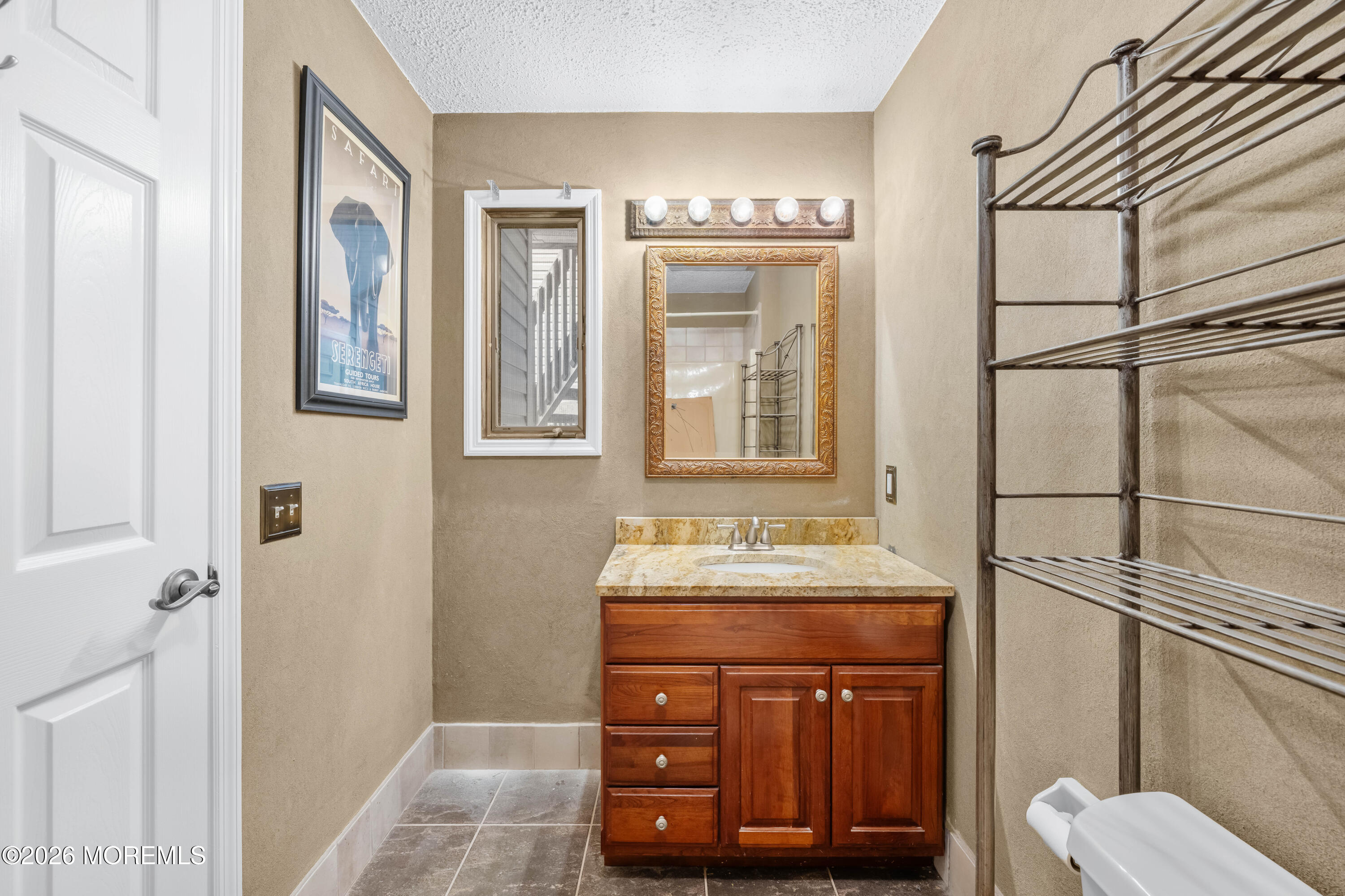 2230 Bridge Avenue, Unit 20 Point Pleasant, NJ 08742 - Photo 13 of 25 2230 Bridge Ave #20 - Interiors - 15