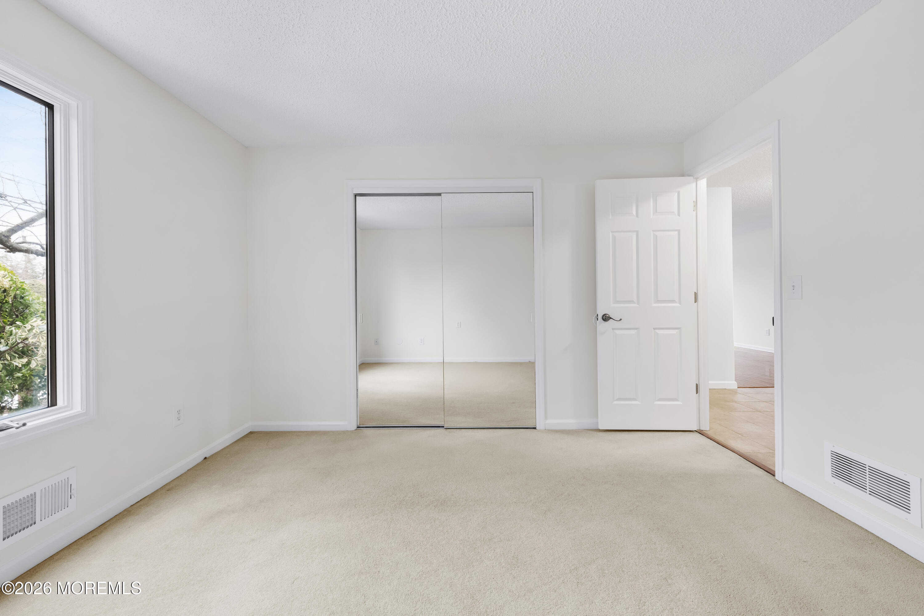 2230 Bridge Avenue, Unit 20 Point Pleasant, NJ 08742 - Photo 18 of 25 2230 Bridge Ave #20 - Interiors - 21