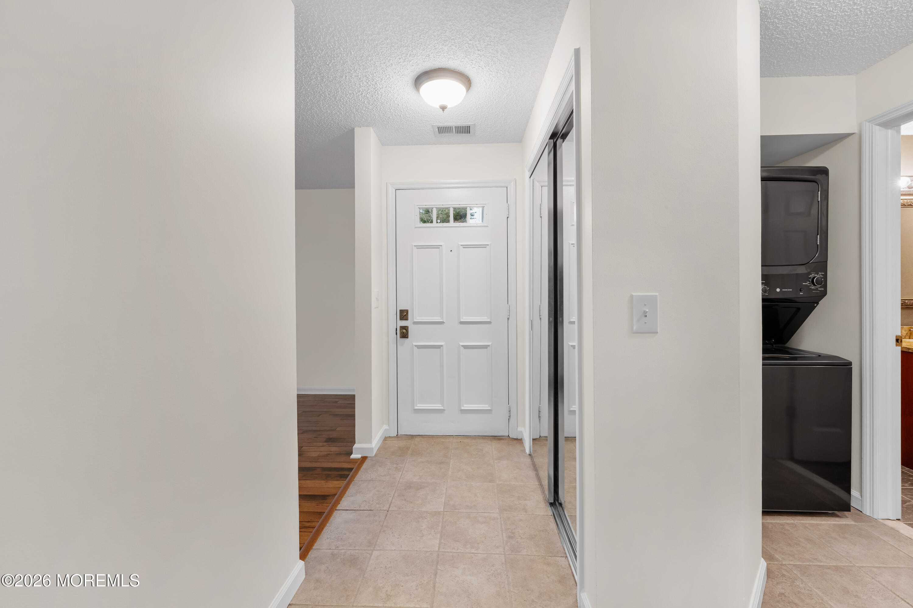 2230 Bridge Avenue, Unit 20 Point Pleasant, NJ 08742 - Photo 19 of 25 2230 Bridge Ave #20 - Interiors - 7