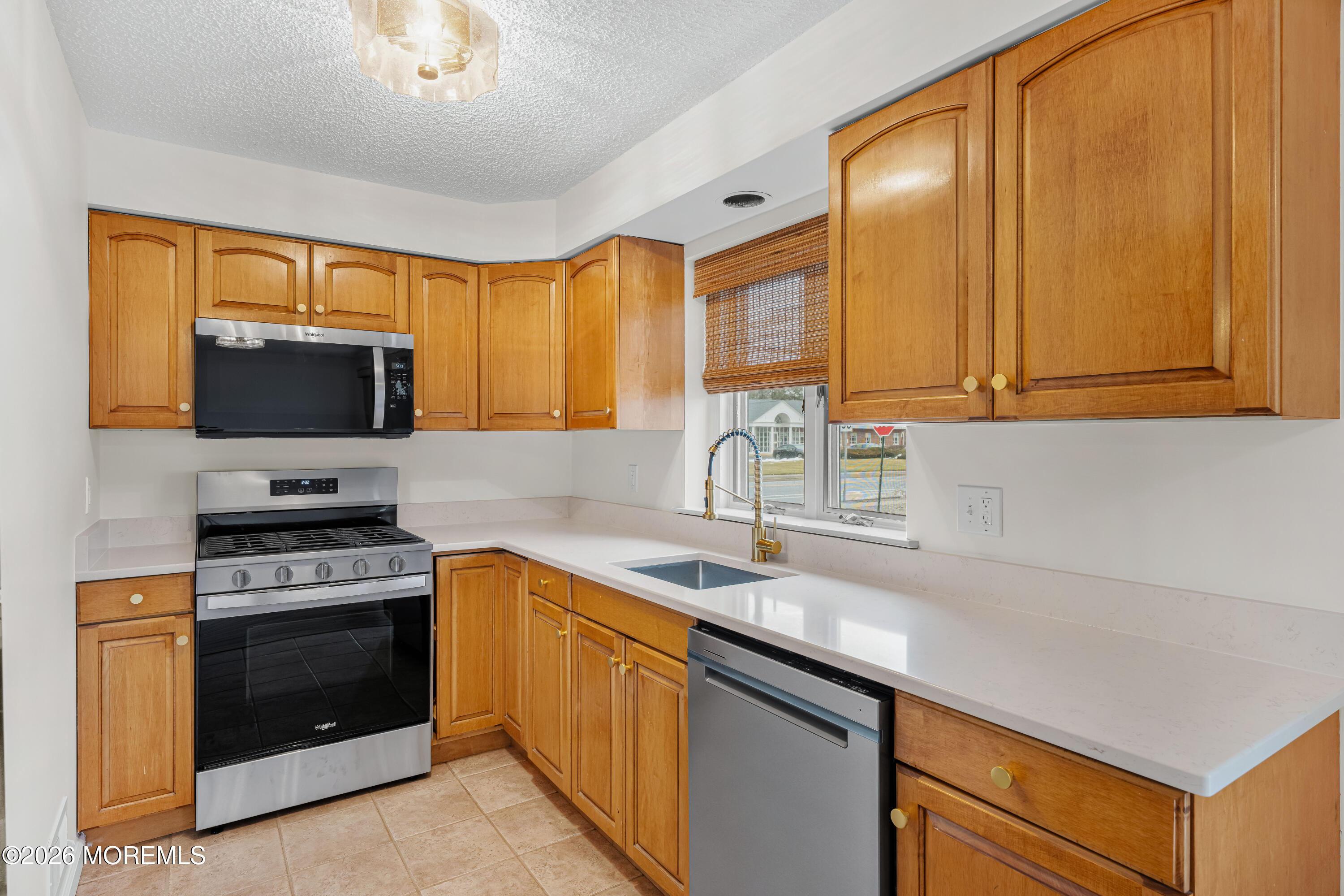 2230 Bridge Avenue, Unit 20 Point Pleasant, NJ 08742 - Photo 10 of 25 2230 Bridge Ave #20 - Interiors - 9