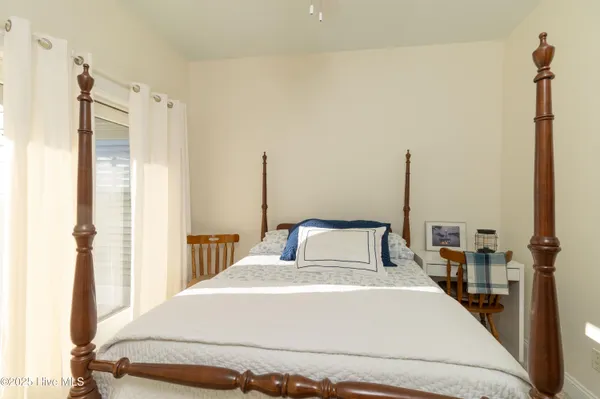 $299,000 | 413 Captains Cove, Unit A, Edenton, NC 27932