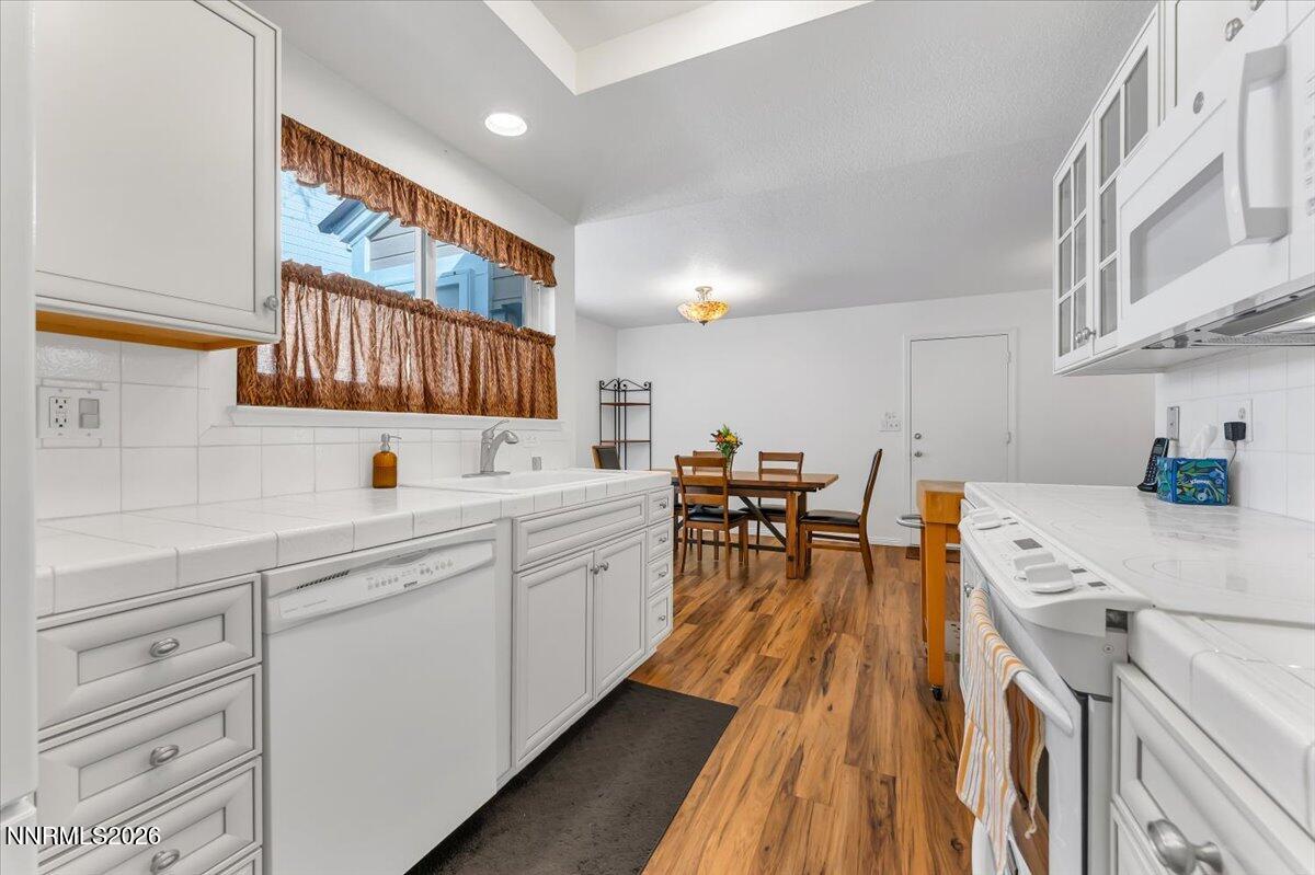 7555 Lighthouse Lane Reno, NV 89511 - Photo 16 of 39 17-7555 Lighthouse Ln Reno NV 89511 (17