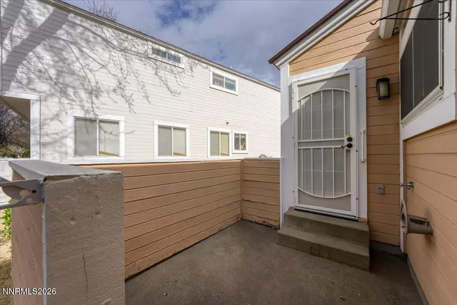 $500,000 | 7555 Lighthouse Lane, Reno, NV 89511