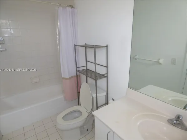 $2,990 | 185 Southeast 14th Terrace, Unit 2504, Miami, FL 33131