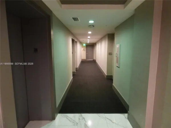 $2,990 | 185 Southeast 14th Terrace, Unit 2504, Miami, FL 33131