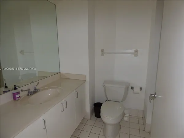 $2,990 | 185 Southeast 14th Terrace, Unit 2504, Miami, FL 33131
