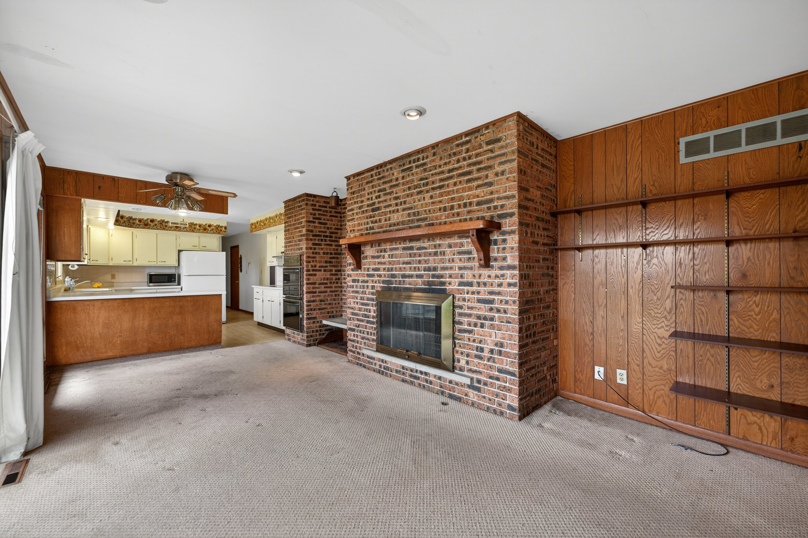 103 Stoney Creek Road DeKalb, IL 60115 - Photo 3 of 36