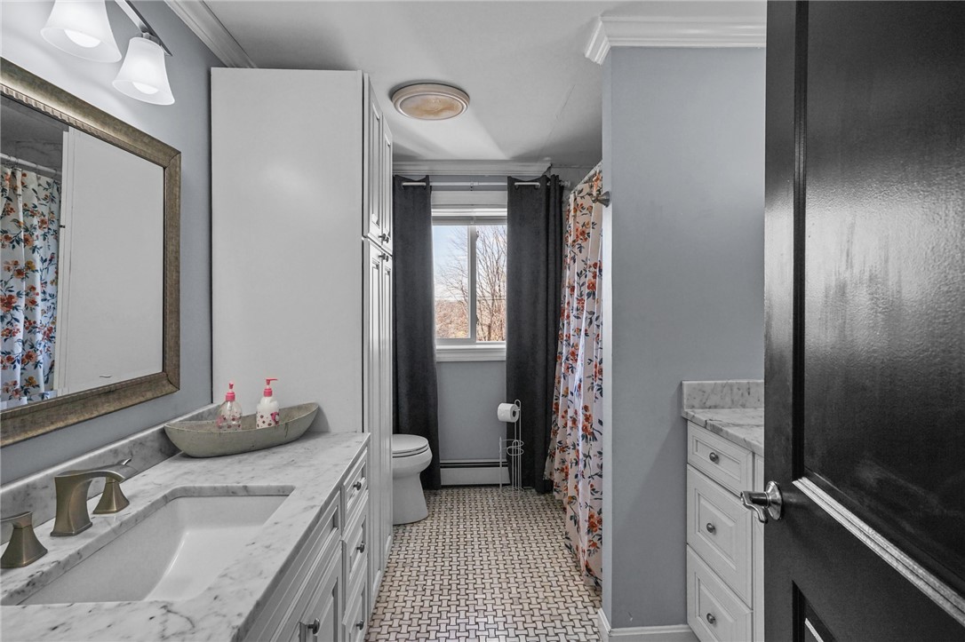 1275 Seven Mile Road Cranston, RI 02831 - Photo 16 of 41 Bath Top Floor