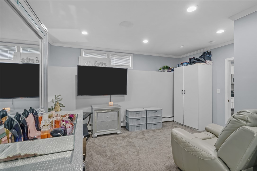 1275 Seven Mile Road Cranston, RI 02831 - Photo 27 of 41 Primary Bedroom front entrance