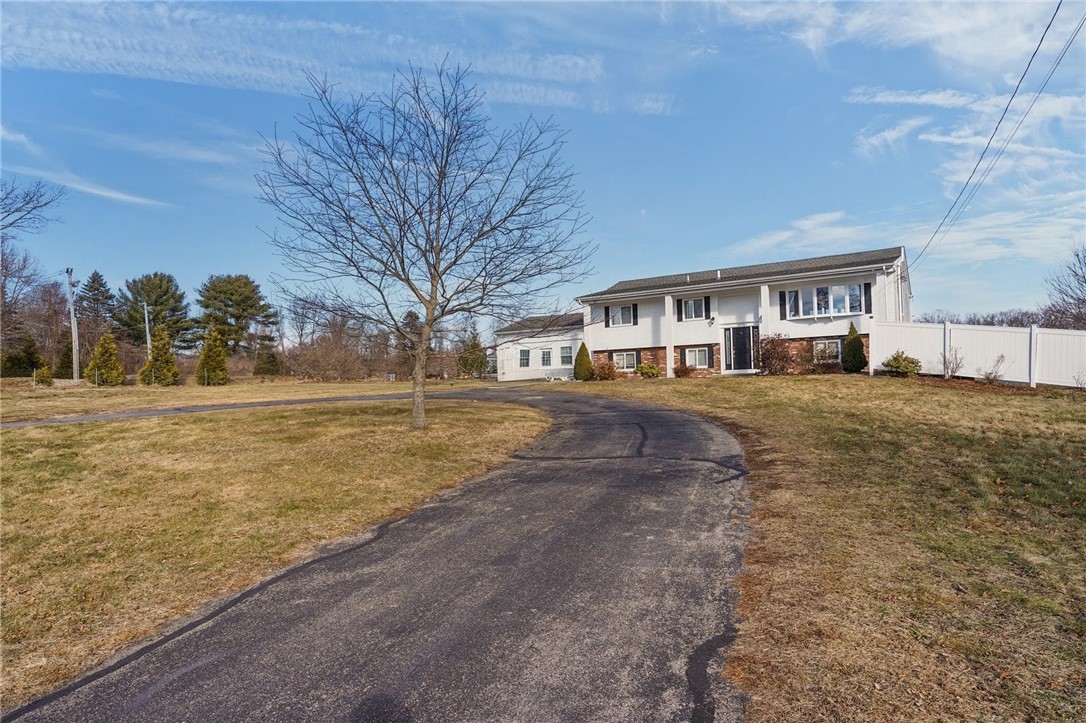 1275 Seven Mile Road Cranston, RI 02831 - Photo 39 of 41 U-Driveway entrance. Great parking & great space from road.