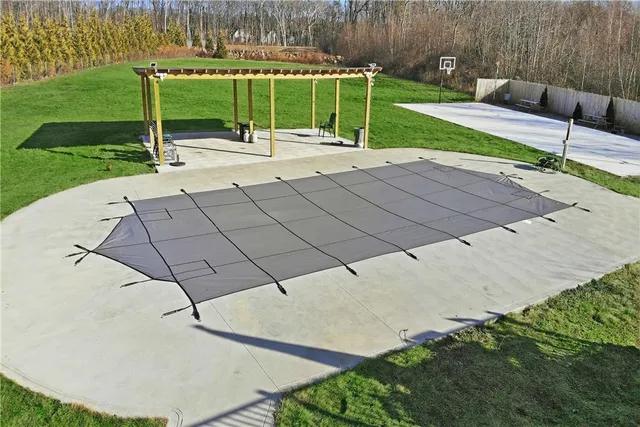 $699,000 | 1275 Seven Mile Road, Cranston, RI 02831