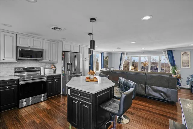 $699,000 | 1275 Seven Mile Road, Cranston, RI 02831