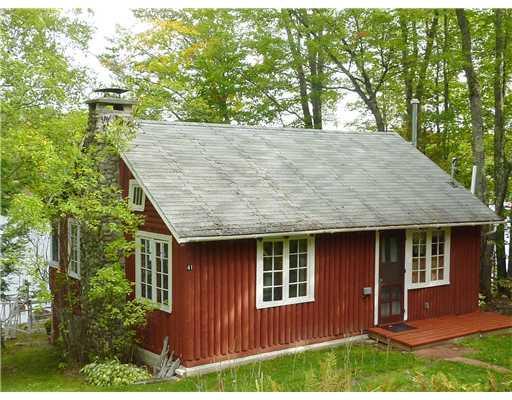 41 Widgeon Road Madison, ME 04950 - Photo 10 of 13 Exterior Front.