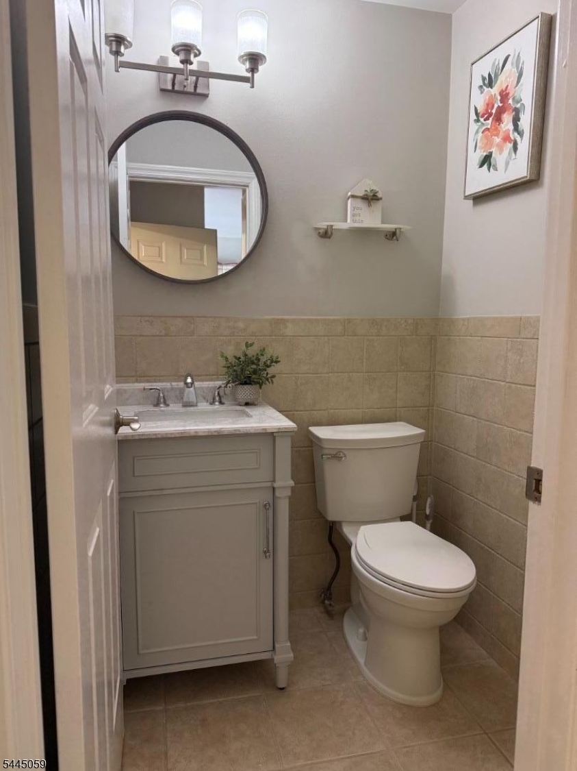 1602 Appleton Way Whippany, NJ 07981 - Photo 10 of 23