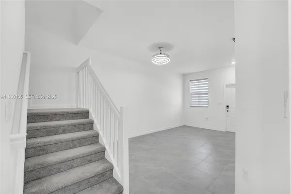 $3,300 | 2425 Southeast 28th Drive, Unit 2425, Homestead, FL 33035