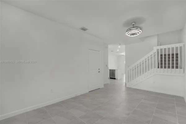 $3,300 | 2425 Southeast 28th Drive, Unit 2425, Homestead, FL 33035