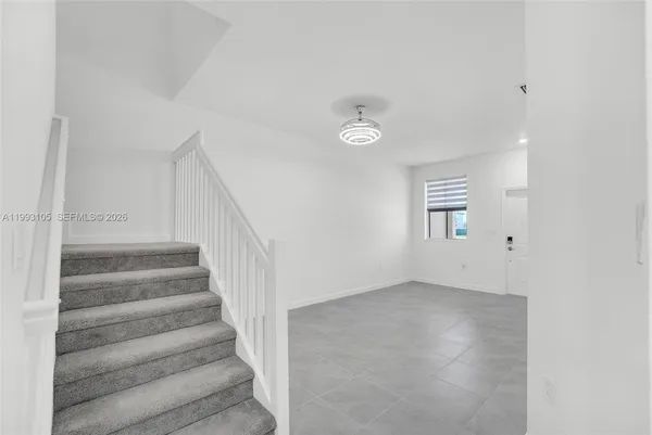 $3,300 | 2425 Southeast 28th Drive, Unit 2425, Homestead, FL 33035