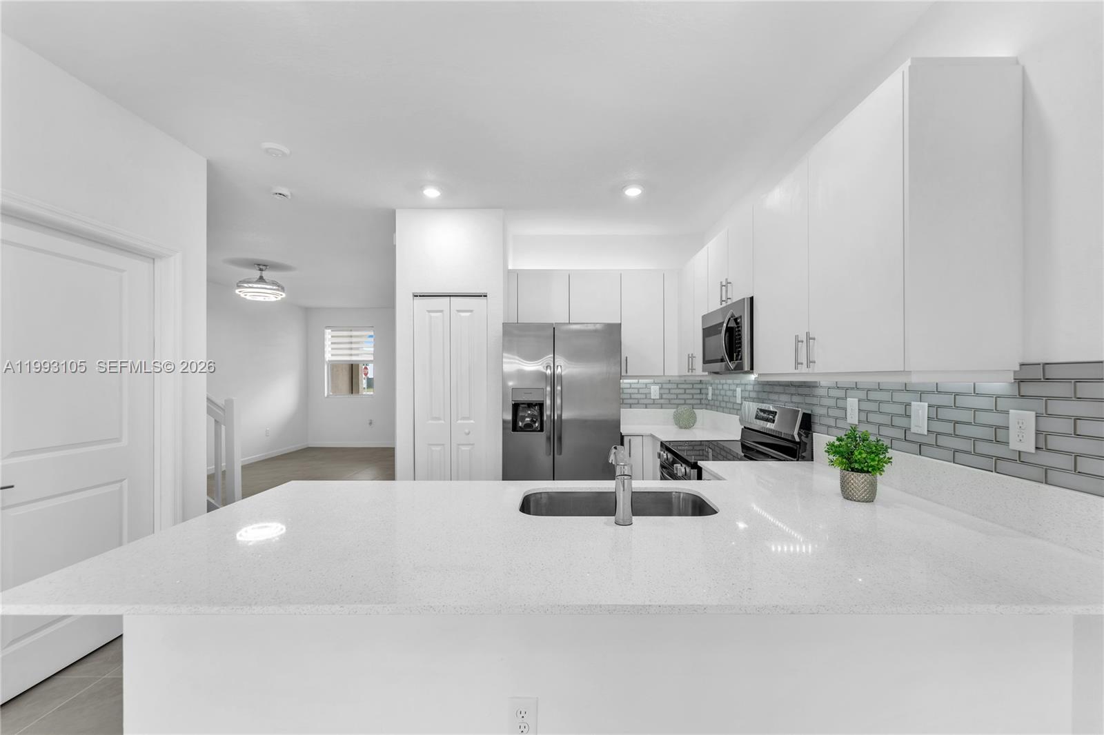 2425 Southeast 28th Drive, Unit 2425 Homestead, FL 33035 - Photo 29 of 98