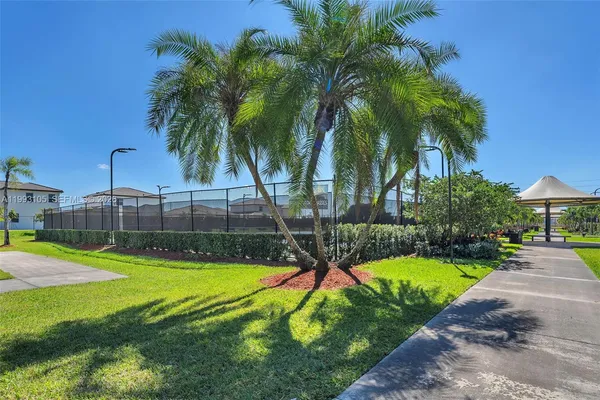 $3,300 | 2425 Southeast 28th Drive, Unit 2425, Homestead, FL 33035