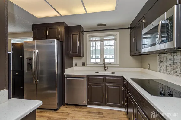 $310,000 | 217 Mayflower Way, Unit O, Monroe Township, NJ 08831