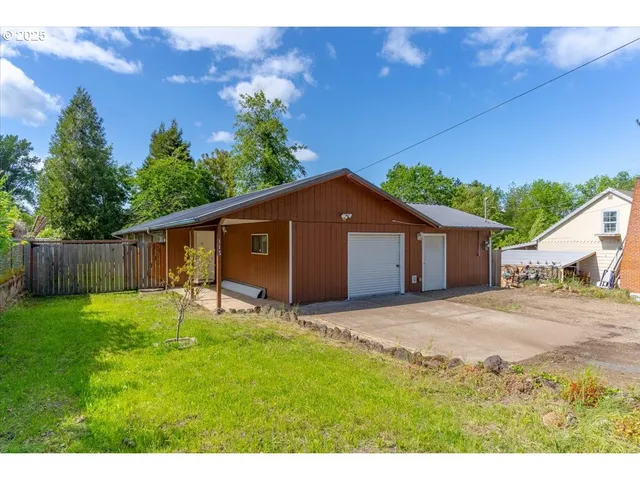 $399,900 | 113 Main Street, Dayton, OR 97114