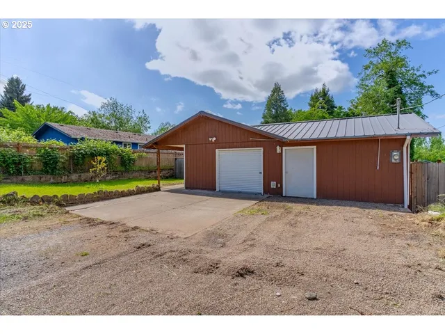 $399,900 | 113 Main Street, Dayton, OR 97114