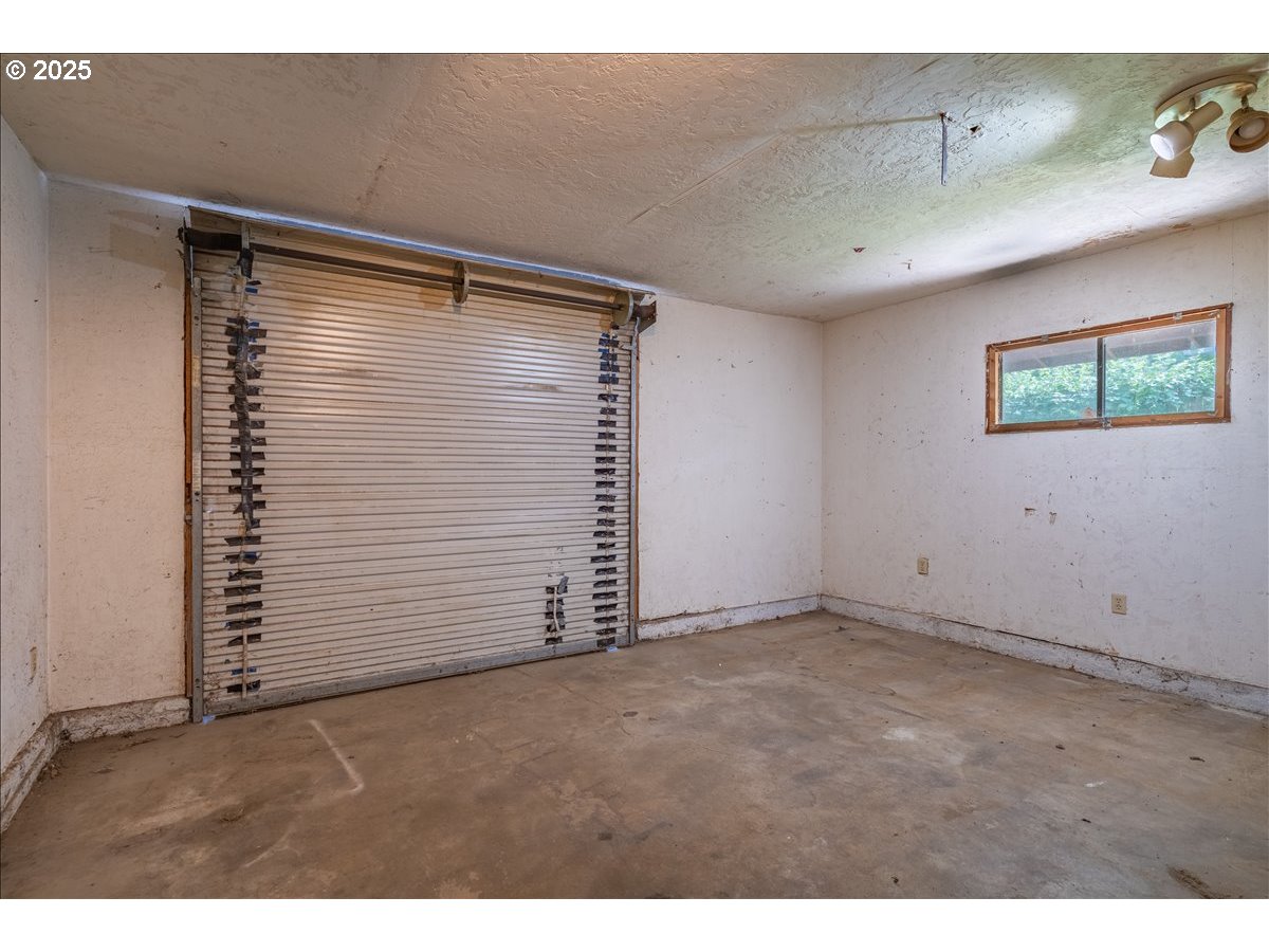 113 Main Street Dayton, OR 97114 - Photo 31 of 38