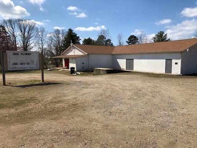 4461 Hickory Nut Ridge Road Hudson, NC 28638 - Photo 2 of 21