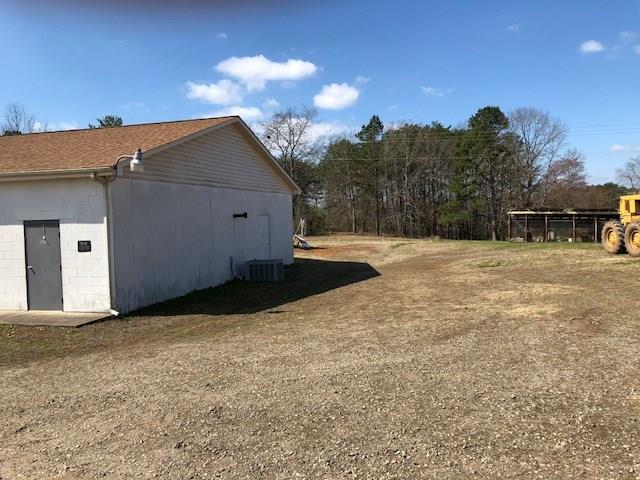4461 Hickory Nut Ridge Road Hudson, NC 28638 - Photo 6 of 21