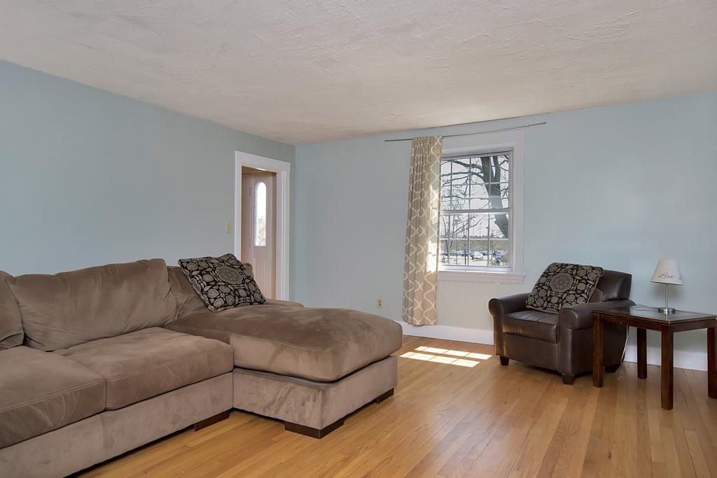 69 Leighton Road Falmouth, ME 04105 - Photo 12 of 35 Photo