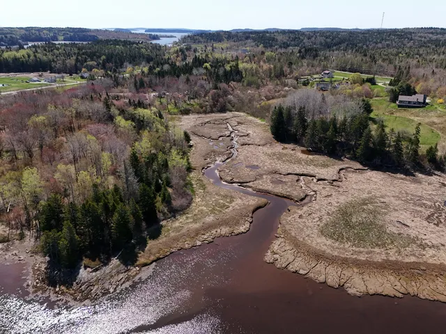 $75,000 | 21 East Palmer Road, Machiasport, ME 04655