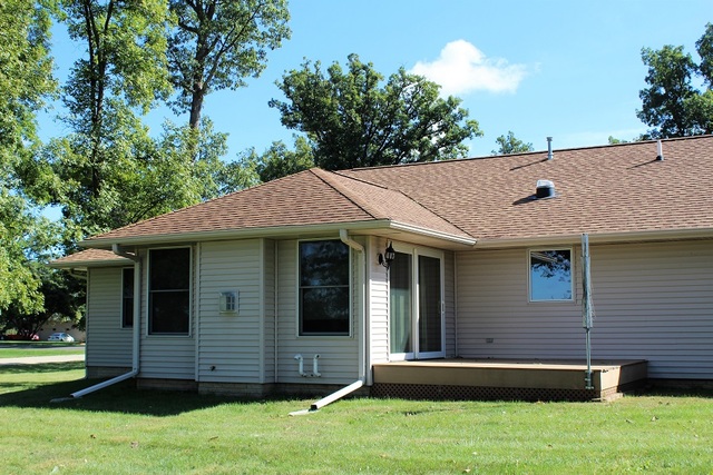 1705 Ridgewood Drive Morrison, IL 61270 - Photo 3 of 21 a view of a house with a yard