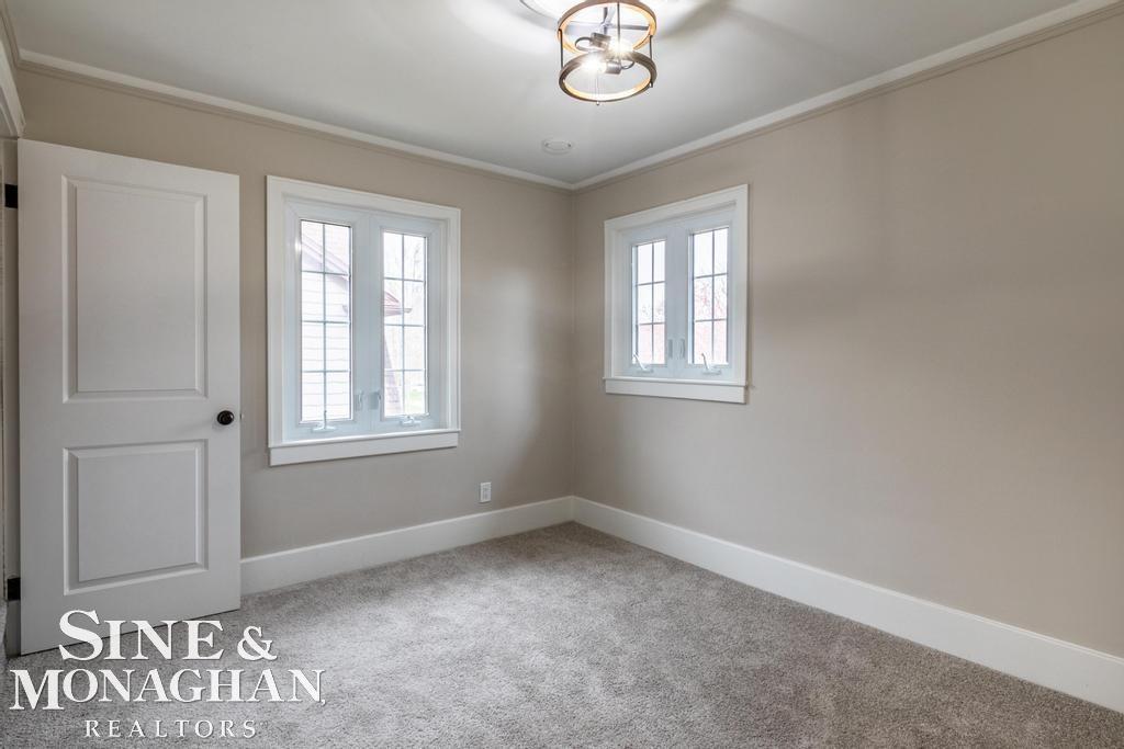 705 Lincoln Road Grosse Pointe, MI 48230 - Photo 15 of 33
