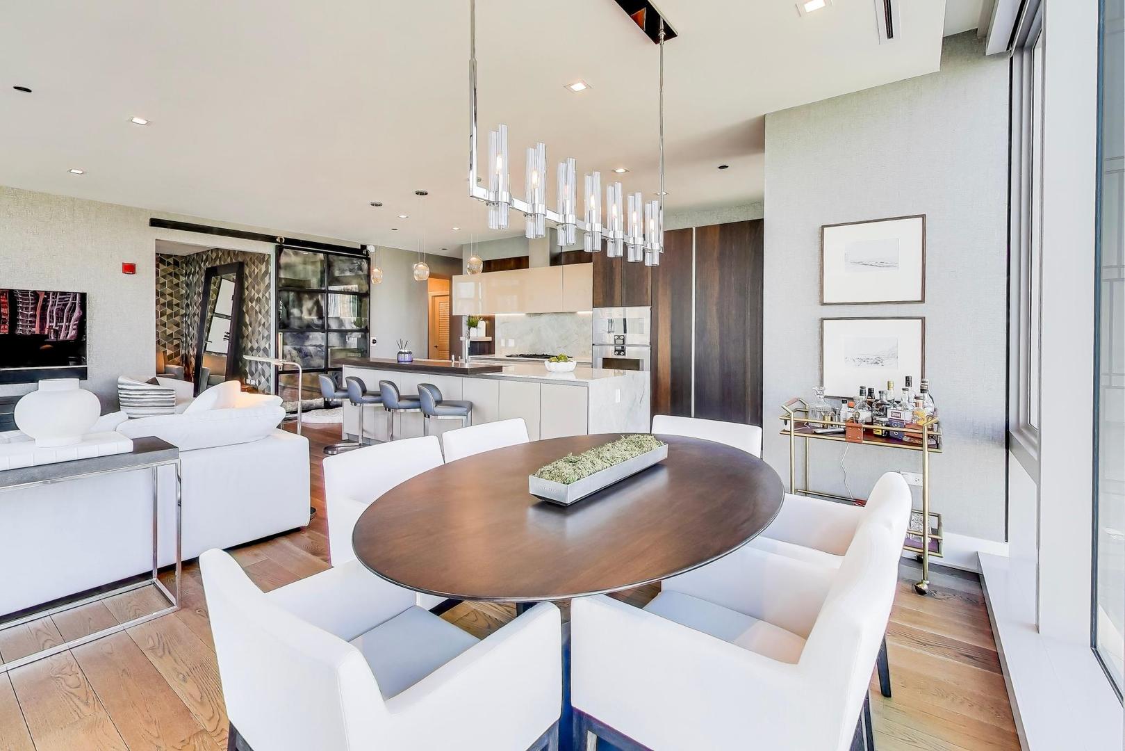 363 East Wacker Drive, Unit 2108 Chicago, IL 60601 - Photo 18 of 76