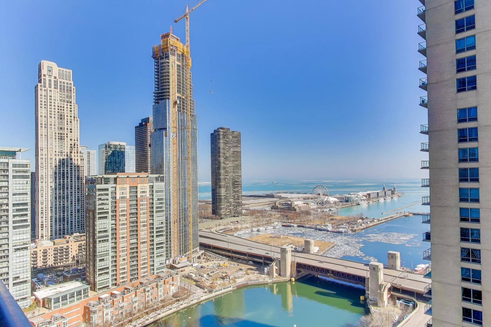 363 East Wacker Drive, Unit 2108 Chicago, IL 60601 - Photo 51 of 76