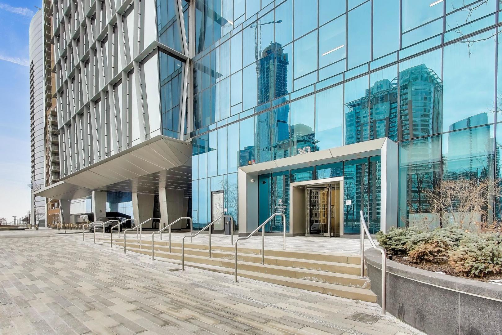 363 East Wacker Drive, Unit 2108 Chicago, IL 60601 - Photo 7 of 76