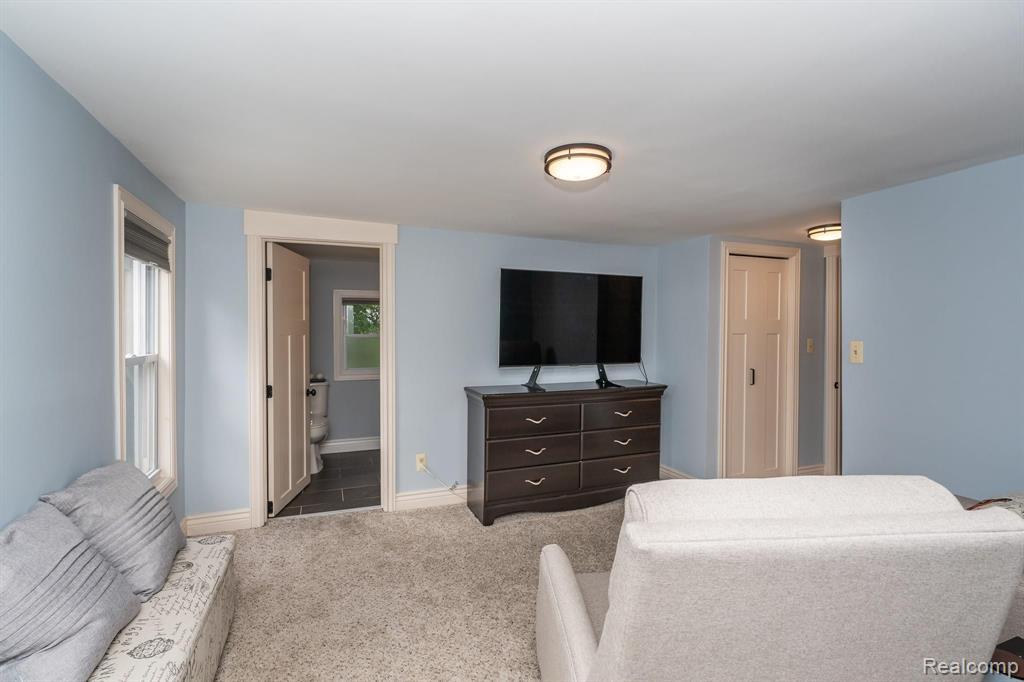 2341 West Auburn Road Rochester Hills, MI 48309 - Photo 25 of 57