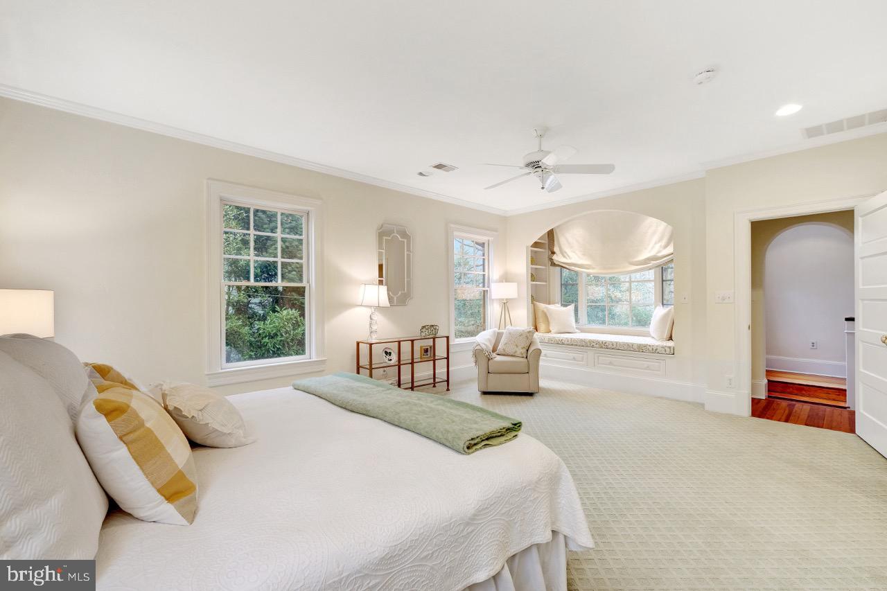 4501 30th Street Northwest Washington, DC 20008 - Photo 29 of 58 Spacious, cheerful and pleasing