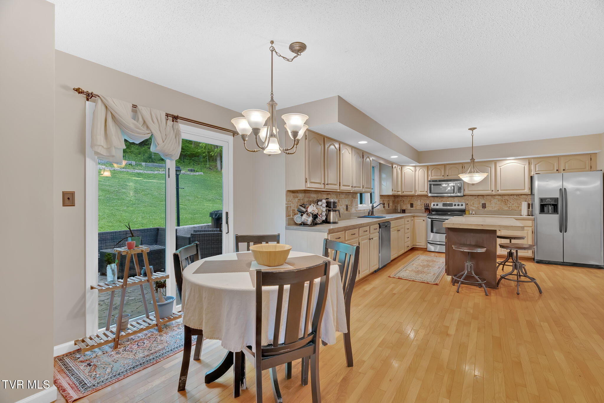 588 Spring Valley Road Bristol, VA 24201 - Photo 23 of 50 18-web-or-mls-DSC08479